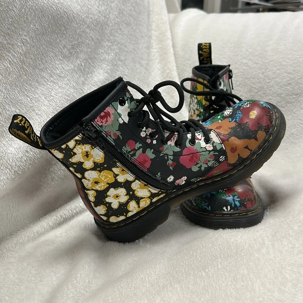 Dr.Martens YOUTH 1460 FLORAL MASH UP LEATHER LACE UP BOOTS US 3